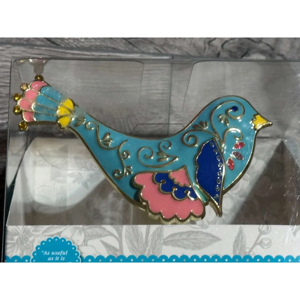 The Pioneer Woman Mazie Bird Fragrance Oil Diffuser Plug-In Teal Pink LED Light
